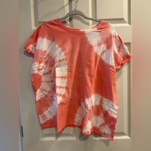 Time and Tru Coral and White Tie-Dye Short Sleeve Tee